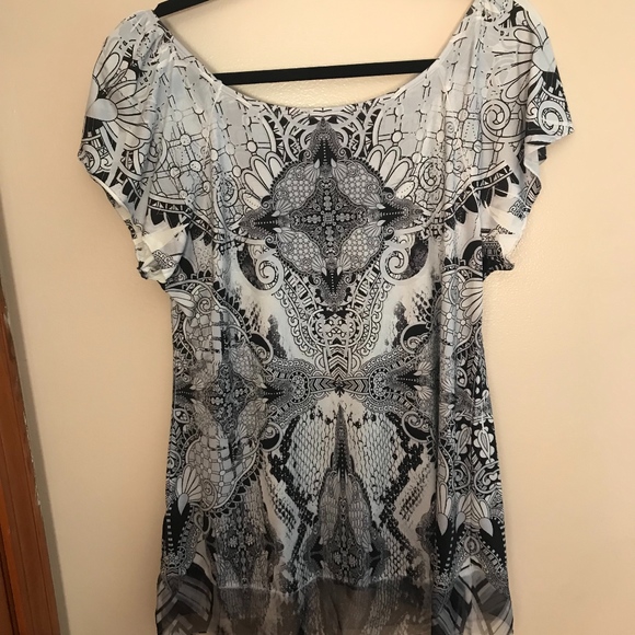 Patterned Flowy Top - Picture 4 of 5